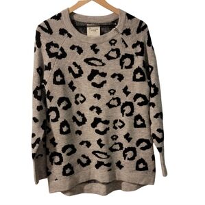 Abercrombie & Fitch Gray Animal Leopard Print Sweater‎ Collar Zipper Size M